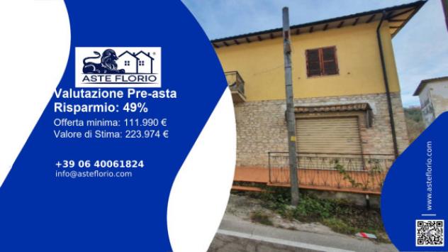 pentavano in vendita a Spoleto in zona Strettura