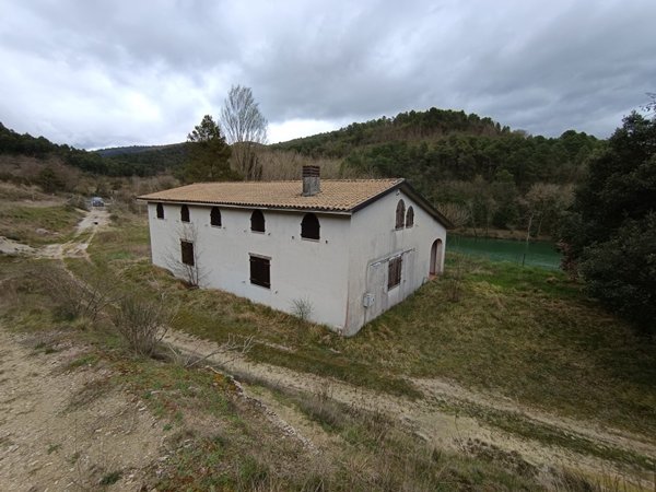 appartamento in vendita a Spoleto in zona Perchia