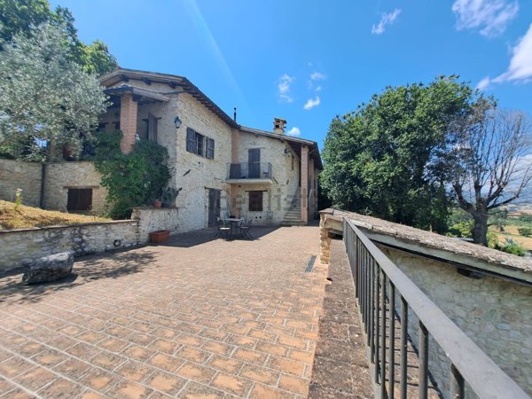 casale in vendita a Spoleto