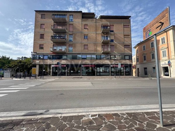 ufficio in vendita a Spoleto