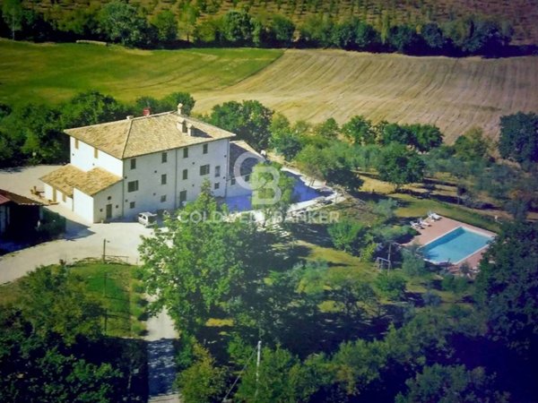 negozio in vendita a Spoleto