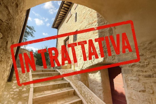 casa indipendente in vendita a Spoleto