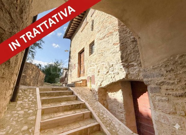 casa indipendente in vendita a Spoleto