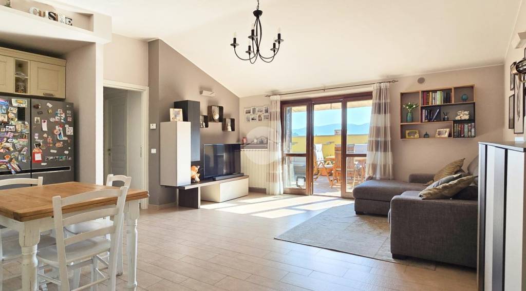 appartamento in vendita a Spoleto in zona San Giovanni di Baiano