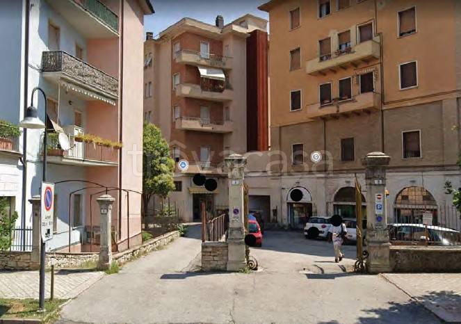 trivano in vendita a Spoleto