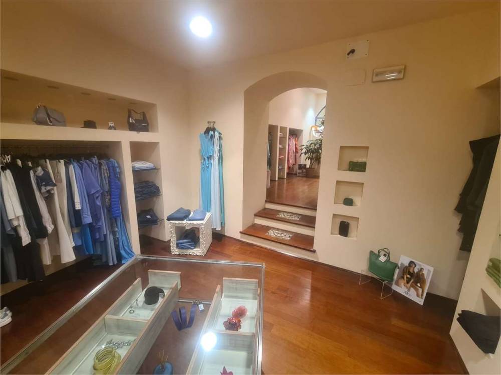 negozio in vendita a Spoleto