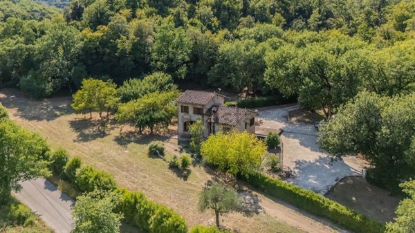 casale in vendita a Spoleto
