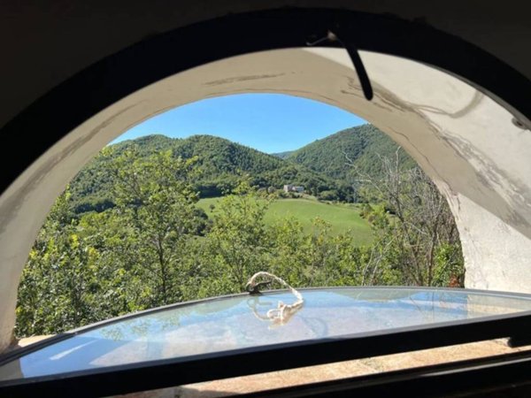 casa indipendente in vendita a Spoleto