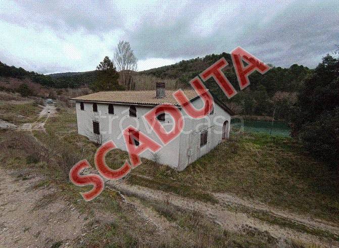 appartamento in vendita a Spoleto in zona Perchia