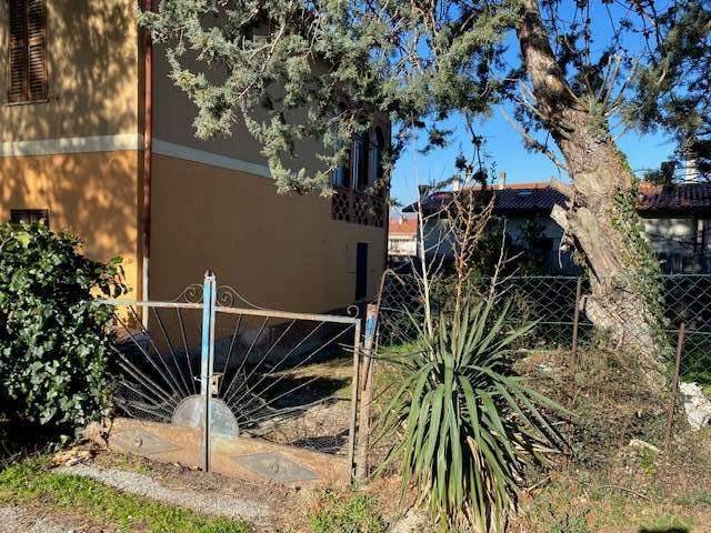 casa indipendente in vendita a Spoleto