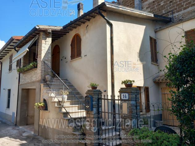 terreno edificabile in vendita a Spoleto in zona Beroide
