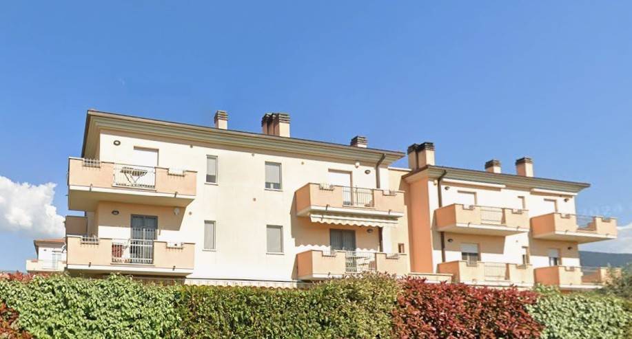 appartamento in vendita a Spoleto in zona San Giacomo