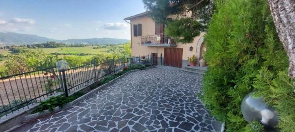 casa indipendente in vendita a Spoleto