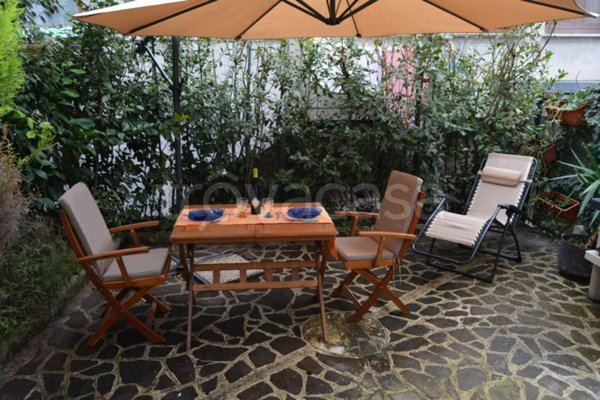 casa indipendente in vendita a Spoleto