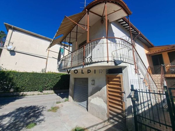 casa indipendente in vendita a Spoleto in zona Pontebari