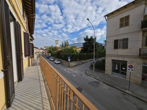 appartamento in vendita a Spoleto in zona San Giacomo