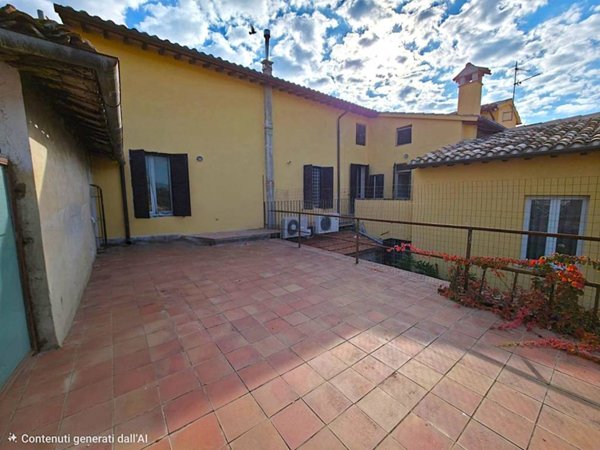 appartamento in vendita a Spoleto in zona San Giacomo