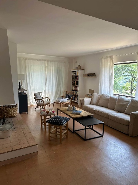 casa indipendente in vendita a Spoleto