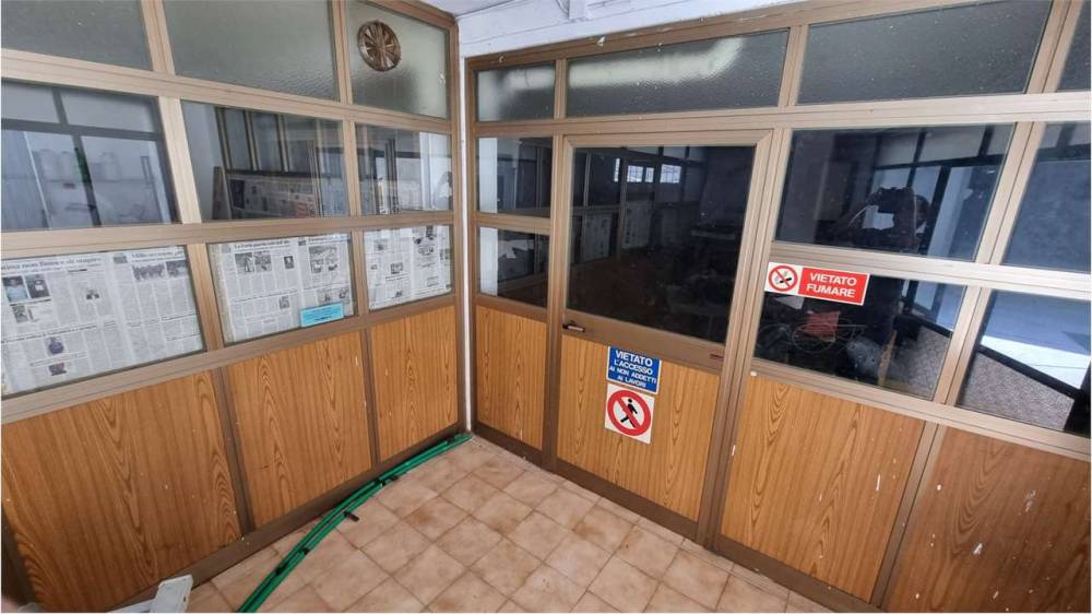 locale di sgombero in vendita a Spoleto