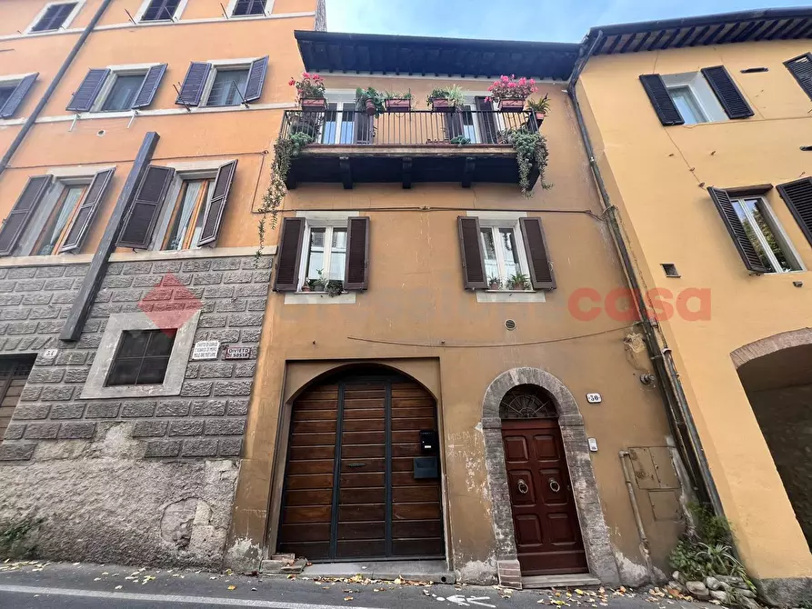 casa indipendente in vendita a Spoleto