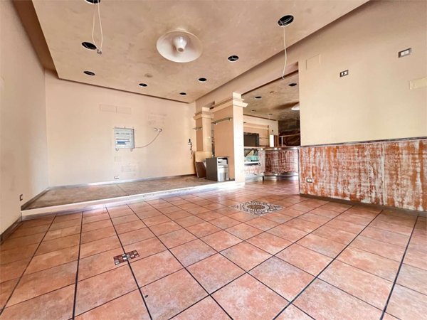 negozio in vendita a Spoleto