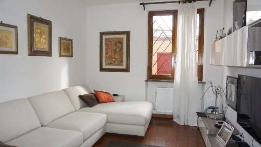 casa indipendente in vendita a Spoleto