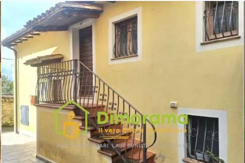 appartamento in vendita a Spoleto in zona Bazzano Superiore