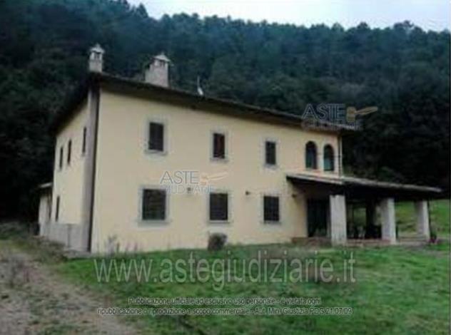 negozio in vendita a Spoleto in zona San Giovanni di Baiano