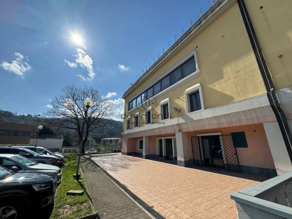 negozio in vendita a Spoleto