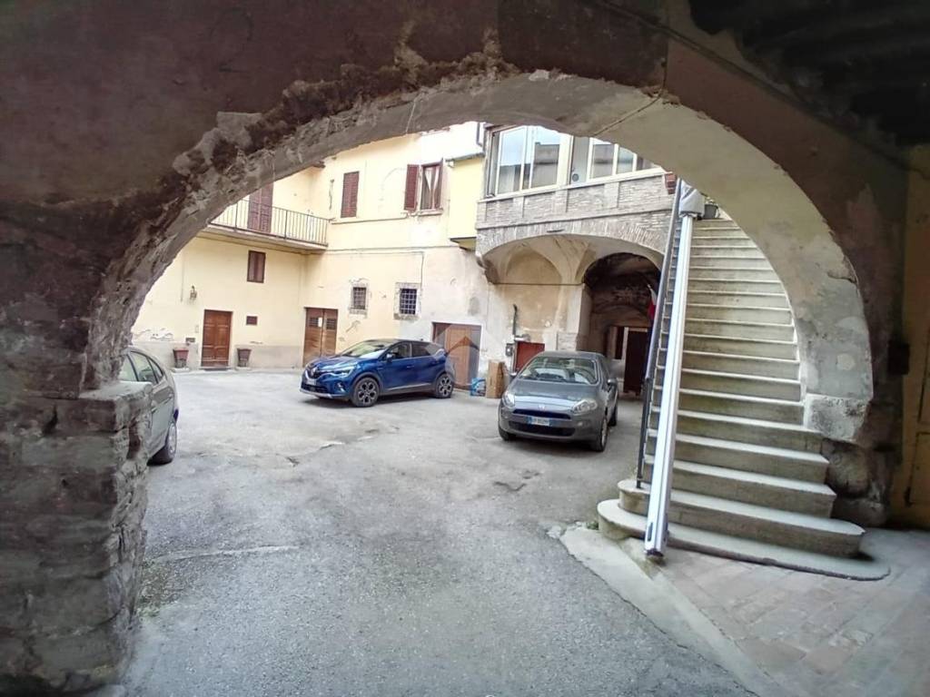 appartamento in vendita a Spoleto