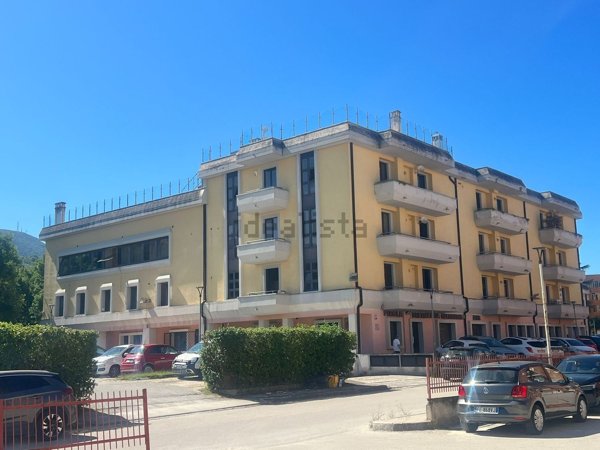 ufficio in vendita a Spoleto