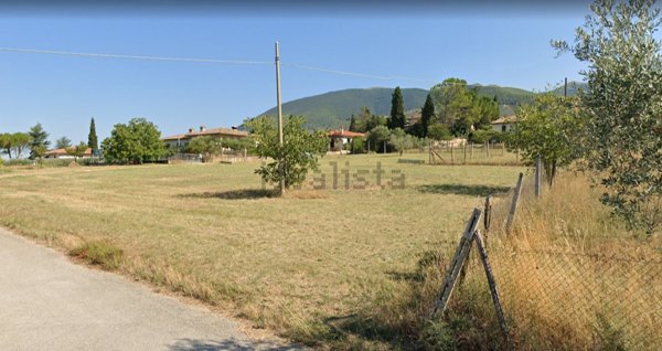 terreno edificabile in vendita a Spoleto