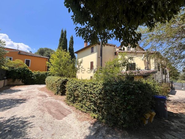 appartamento in vendita a Spoleto in zona San Giacomo