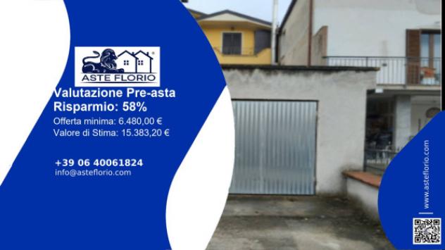 negozio in vendita a Spoleto in zona San Giovanni di Baiano