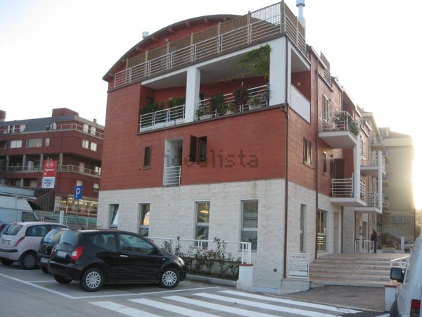 ufficio in vendita a Spoleto