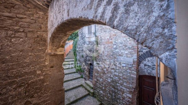 appartamento in vendita a Spoleto