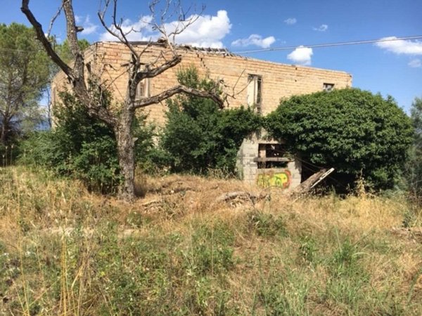 casale in vendita a Spoleto