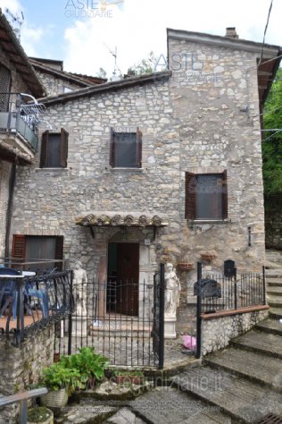 terreno edificabile in vendita a Spoleto in zona Valle San Martino