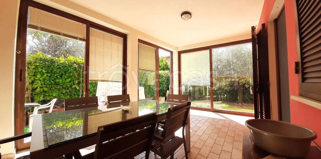 casa indipendente in vendita a Spoleto in zona San Giacomo