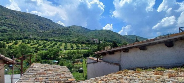 appartamento in vendita a Spoleto