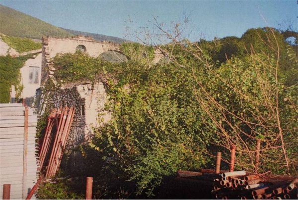 casa indipendente in vendita a Spoleto
