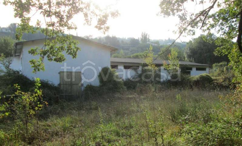 appartamento in vendita a Spoleto in zona Rubbiano