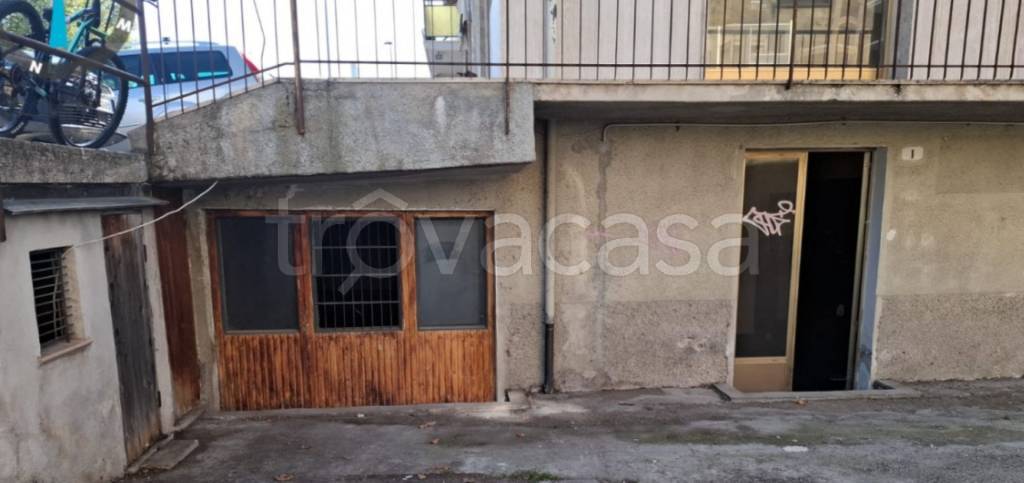 negozio in vendita a Spoleto