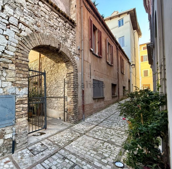 appartamento in vendita a Spoleto