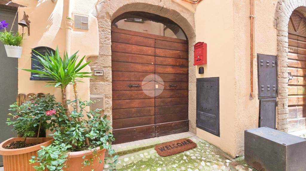 appartamento in vendita a Spoleto