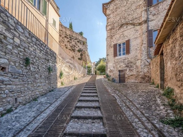 appartamento in vendita a Spoleto