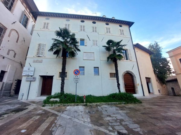 appartamento in vendita a Spoleto