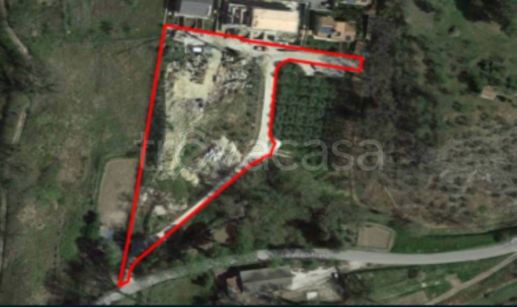 terreno edificabile in vendita a Spoleto in zona Collicelli