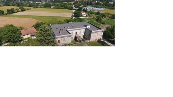 casa indipendente in vendita a Spoleto