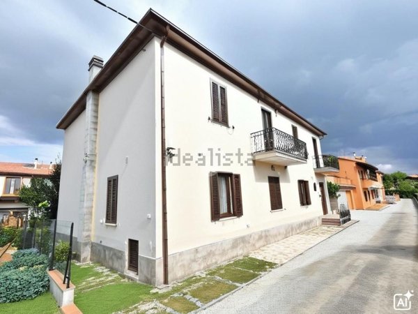 appartamento in vendita a Spoleto in zona San Giovanni di Baiano